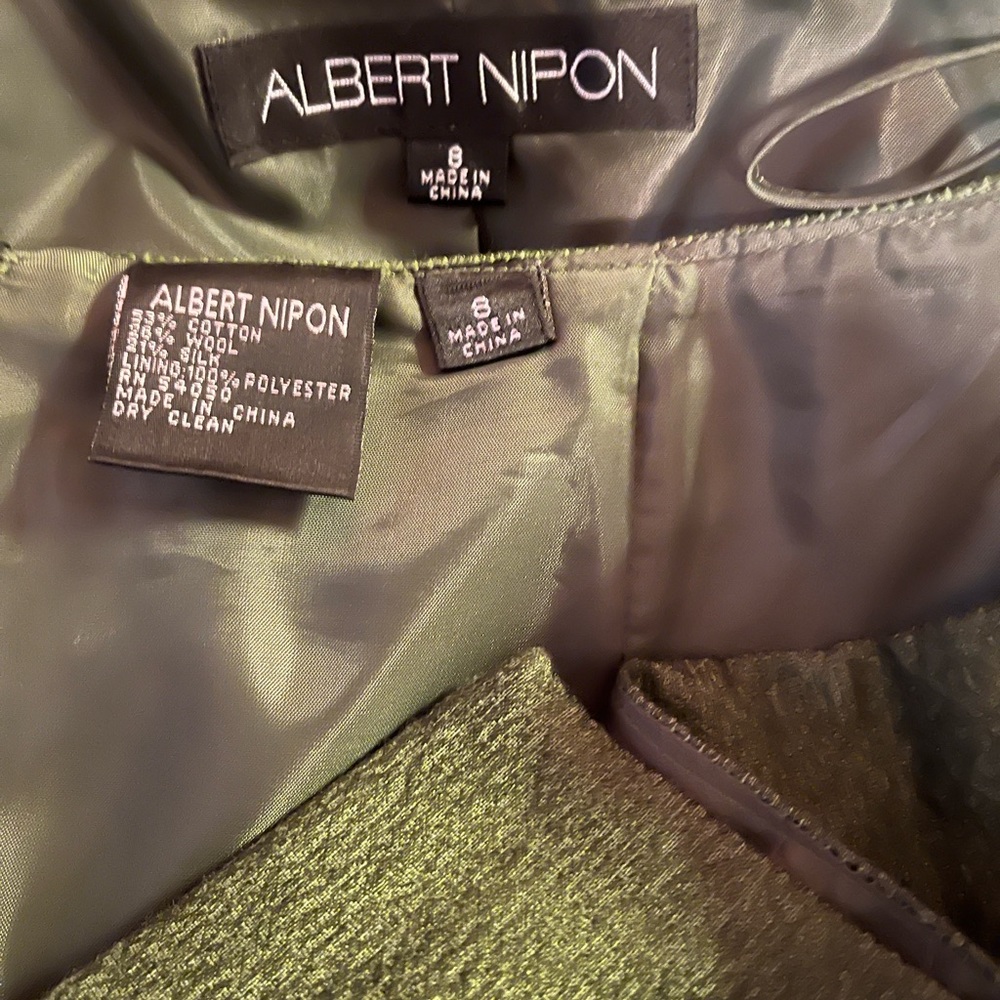Albert Nipon ladies 2 piece power suit! Never worn - Picture 5 of 5